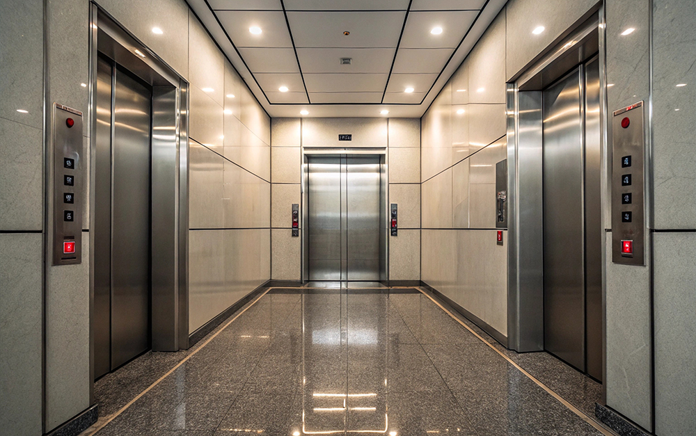 The Difference Between Passenger and Freight Elevators